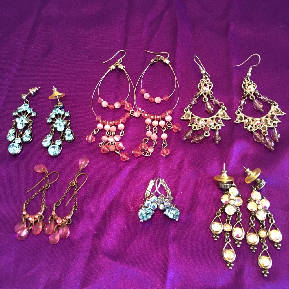Six pair of Fun Fashion earrings